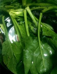 香喷喷的鸡蛋羹做法图解1)