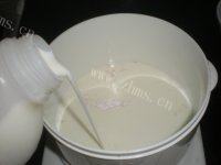 自己做的淡奶油酸奶做法图解3)