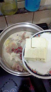 美味的豆腐汤做法图解6)
