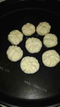东北白菜回锅肉煎包做法图解10)