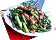 家常菜蒜薹小炒