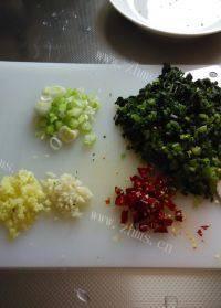 自己做的肉末雪里蕻做法图解1)