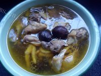 回味无穷的香菇鸡汤