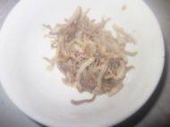 自制蒜苔肉丝做法图解3)