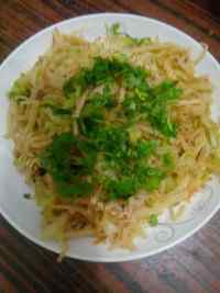 美味肉丝甘蓝闷饼做法图解6)