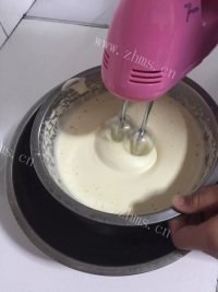 色香味俱全的蒸蛋糕做法图解3)