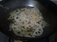 简单的凉拌藕片做法图解4)