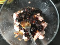 好吃的豆豉蒜香蒸排骨豆腐做法图解6)