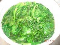 下酒菜菠菜拌花生米做法图解5)