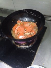 胡萝卜炒肉做法图解7)