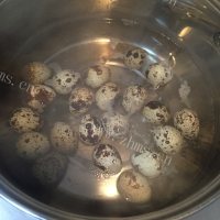 美味沙茶虎皮蛋做法图解1)