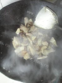 色香味俱全的酱油腊肉做法图解3)