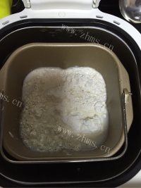色泽鲜亮的肉包子做法图解1)