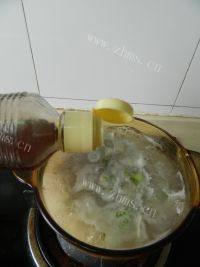 美味的芋头豆腐汤做法图解10)