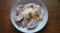 鲜嫩的烤盐焗鸡翅的做法图解一