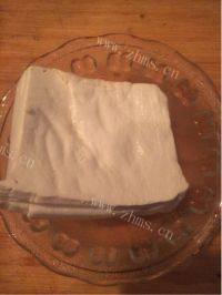 美味的鲫鱼豆腐汤做法图解2)