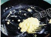 自制奶油白酱做法图解4)