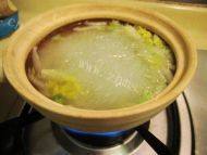 美味鲜虾粉丝煲做法图解6)