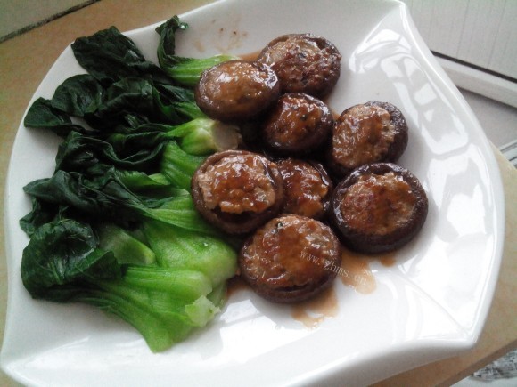 色泽鲜亮的香菇酿肉