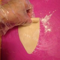 自制鲜肉月饼做法图解13)
