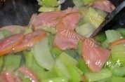 家常菜火腿芹菜