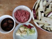香飘十里的肉末茄子做法图解1)