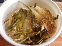 滋补的霸王花猪骨汤做法图解1)