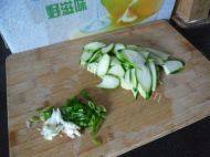简易版丝瓜蛋花汤做法图解3)