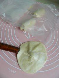 自制榨菜鲜肉月饼做法图解16)