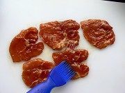 口感丰富的酱汁猪排做法图解1)