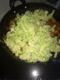 美味的干锅花菜做法图解13)