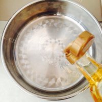 美味的清爽凉皮做法图解7)