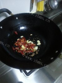 美味的爆炒蛤蜊做法图解6)