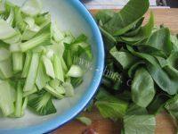 油菜炒肉做法图解2)
