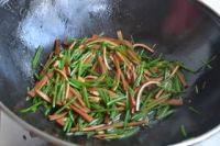 家常菜韭菜苔炒香干