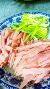 自制豆皮卷做法图解2)