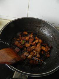 家常红烧肉做法图解9)