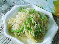 味道十足的青椒土豆丝