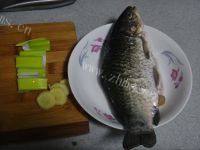 营养美食之奶白鲫鱼汤做法图解2)