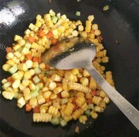 美味的炒米饭做法图解6)