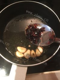 美味的开洋拌馄饨做法图解7)