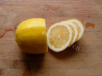 家常版柠檬水的做法图解二