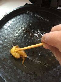 简易的鸡蛋饼做法图解9)