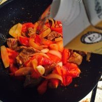 油而不腻的番茄炖牛肉的做法图解五