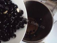 自己做的黑豆花生豆浆做法图解2)
