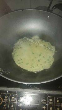自己做的鸡蛋饼做法图解8)