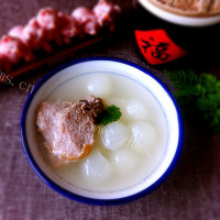 色味俱佳的冬瓜骨头汤做法图解7)