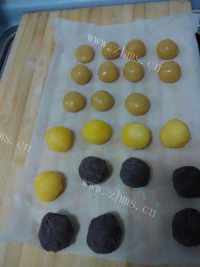 自制豆沙月饼做法图解3)