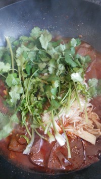 好吃的麻辣猪血做法图解8)