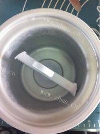 自制水果冰沙做法图解12)